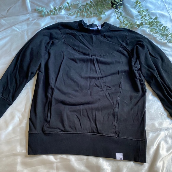 Adidas Crew Neck with Pockets Oversized - Picture 2 of 5